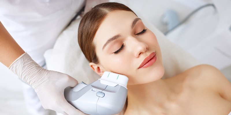 How Fat Freezing and HIFU Work Together? 4 book a personalised consultation of Fat Freezing and HIFU Together